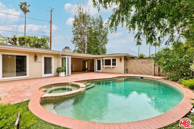 4211 West Toluca Lake Lane photo 31
