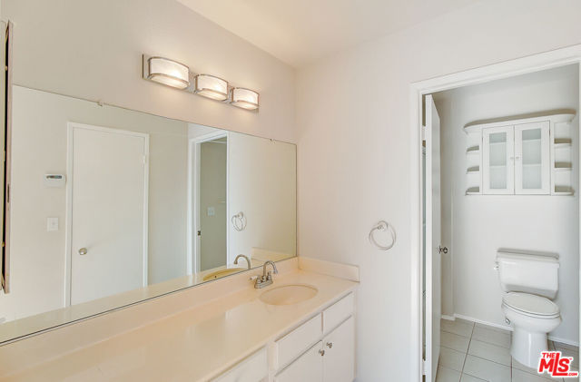 6524 Twin Circle Lane, 5 photo 5