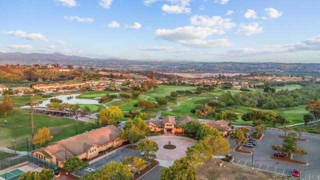 1176 Parkview Drive, Oceanside CA: https://media.crmls.org/mediaz/c32463d5-57db-4682-8185-edb3ee5b6926.jpg