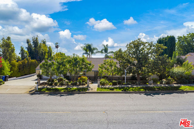 8391 Hillside Rd, Rancho Cucamonga, CA 91701