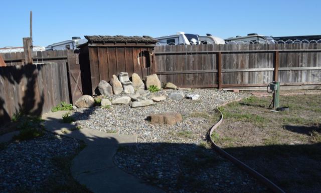 1830 E Yosemite, Manteca CA: https://media.crmls.org/mediaz/c3251359-20d3-48ea-970f-66930d879012.jpg