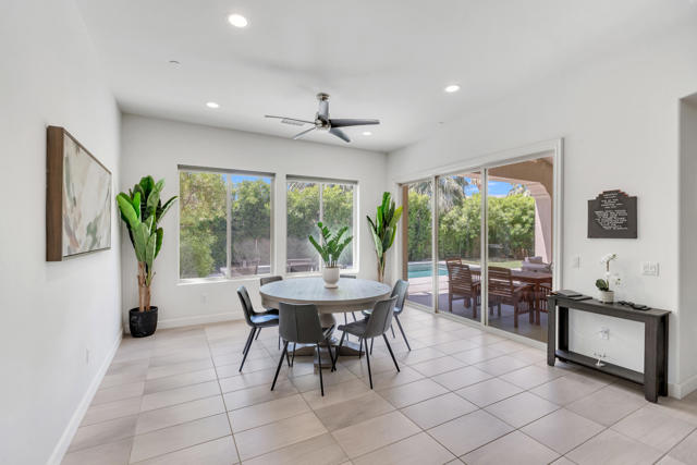 81805 Four Seasons Place, La Quinta CA: https://media.crmls.org/mediaz/c326434f-278c-47b0-85d9-b22fec9bbf7e.jpg