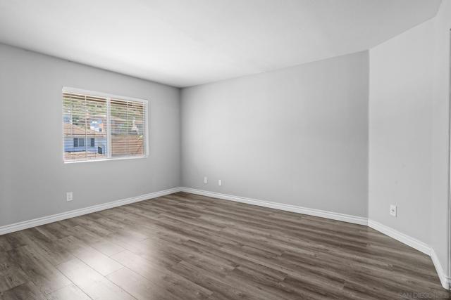 18145 Moon Song Court, Rancho Bernardo (San Diego) CA: https://media.crmls.org/mediaz/c3273afa-28a8-47b4-980a-82637349b2cc.jpg