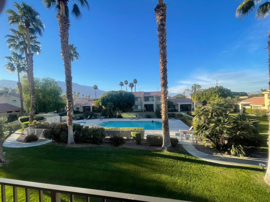 34025 Calle Mora