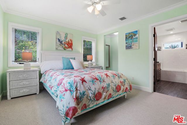 30119 Harvester Road, Malibu CA: https://media.crmls.org/mediaz/c3279a8c-86a4-4a5f-93f6-eaa500cf7959.jpg