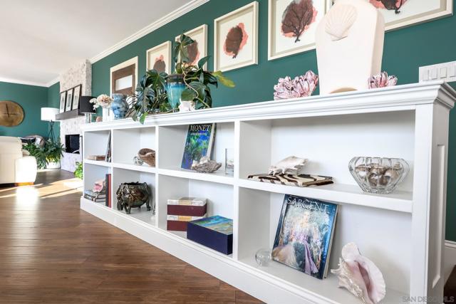 4788 Lee Ave, La Mesa CA: https://media.crmls.org/mediaz/c327c6c0-f8c6-4b1e-8d7b-2332b6baa298.jpg