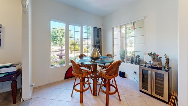34 Calle La Reina, Rancho Mirage CA: https://media.crmls.org/mediaz/c328d441-b231-4584-b625-9359a7c08856.jpg