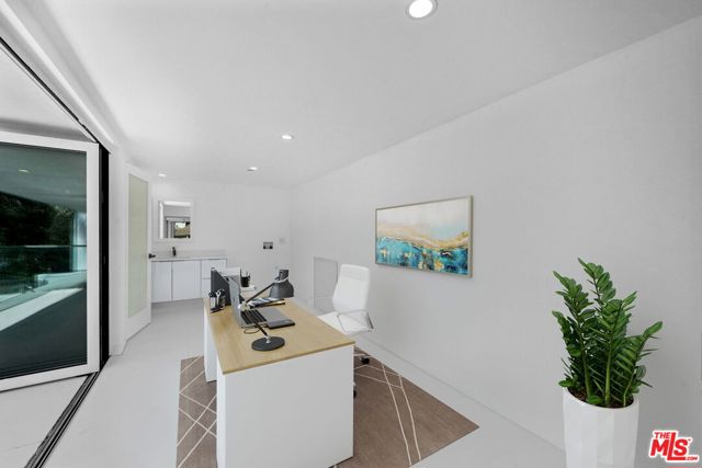 621 N Kings Road, West Hollywood CA: https://media.crmls.org/mediaz/c328fd30-ed4c-4278-89f0-463d0fafc92a.jpg