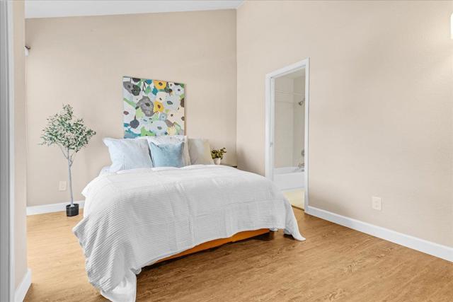 1757 30th Avenue, Santa Cruz CA: https://media.crmls.org/mediaz/c3297dfa-f333-47d3-b6c3-220df247af48.jpg