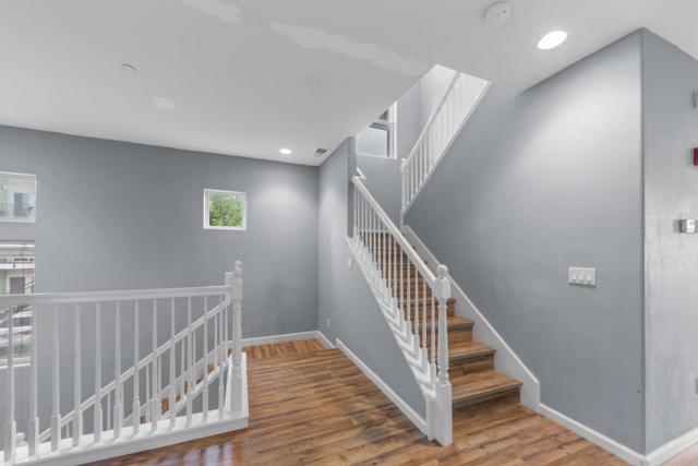 2872 10th Street, San Pablo CA: https://media.crmls.org/mediaz/c3298ad6-0a53-446a-9c57-f49af30add58.jpg