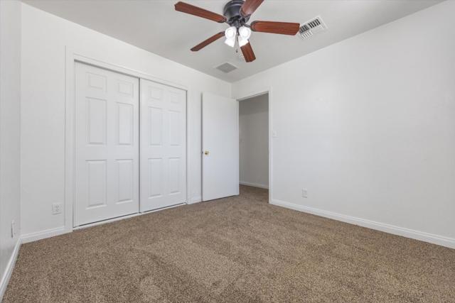 132 Center, Taft CA: https://media.crmls.org/mediaz/c32994ad-b20c-423b-85c8-4ee35880406f.jpg