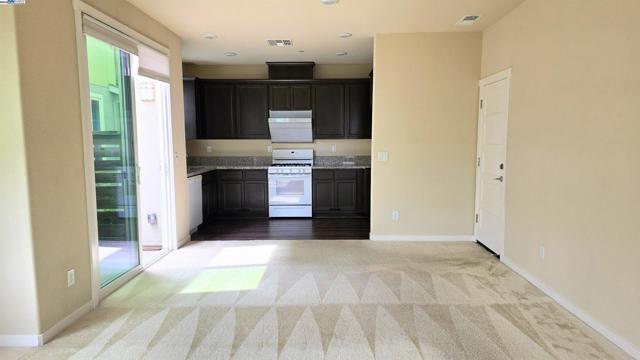 Image 3 of 30 For 4414 Ocean Ln