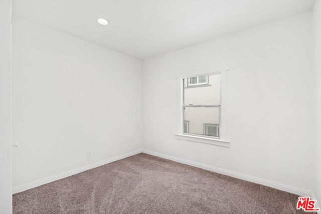 827 Lucile Avenue, Los Angeles CA: https://media.crmls.org/mediaz/c32b2ce9-b0c7-4056-959c-0602dbcee64b.jpg