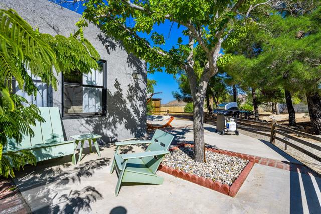 8799 Palomar Avenue, Yucca Valley CA: https://media.crmls.org/mediaz/c32b40d9-c2d1-416b-8b1b-8b7f5b60dd64.jpg