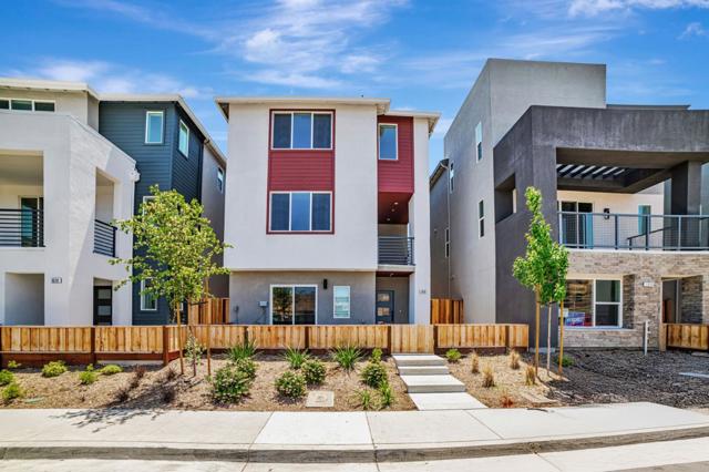 7017 Sunglow Terrace, San Ramon CA: https://media.crmls.org/mediaz/c32ced6f-1924-40e4-8b1f-b7d43e067af1.jpg