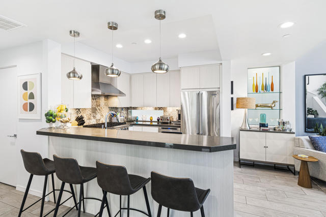 Image 10 of 30 For 344 Goleta Way