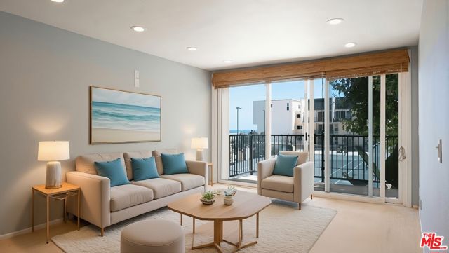 23901 Civic Center Way, Malibu CA: https://media.crmls.org/mediaz/c32f3c15-a43b-43f4-9b7e-2b344b401295.jpg