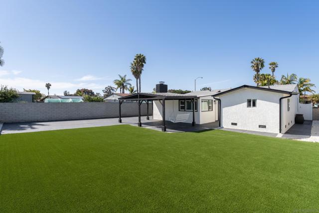 3375 Karok Avenue, San Diego CA: https://media.crmls.org/mediaz/c33198cd-724e-4cf7-8b48-6eb23f661661.jpg