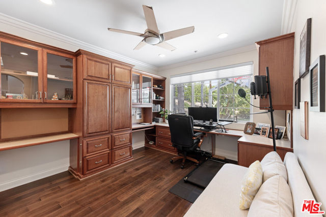 7416 Wiscasset Drive, West Hills CA: https://media.crmls.org/mediaz/c3322058-c2b6-4f83-a47c-8942d2eaec36.jpg