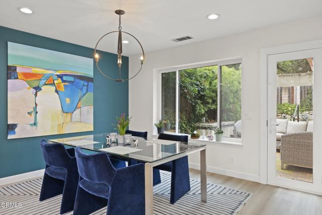 311 w W Summer Street, Ojai CA: https://media.crmls.org/mediaz/c3337431-0255-41ce-8a22-b92b0c6134c7.jpg
