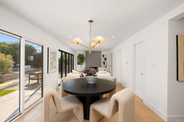 Detail Gallery Image 11 of 35 For 21792 Kaneohe Ln, Huntington Beach,  CA 92646 - 5 Beds | 2/1 Baths