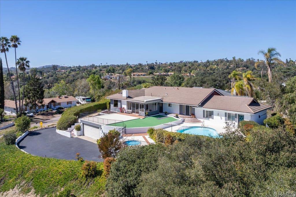 C3342491 9911 465D 8C81 E0E0B159Eb27 2710 Royal Crest Drive, Escondido, Ca 92025 &Lt;Span Style='BackgroundColor:transparent;Padding:0Px;'&Gt; &Lt;Small&Gt; &Lt;I&Gt; &Lt;/I&Gt; &Lt;/Small&Gt;&Lt;/Span&Gt;