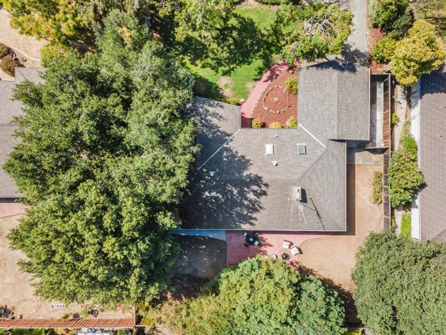 1635 Morton Avenue, Los Altos CA: https://media.crmls.org/mediaz/c3342b71-1b70-4776-aa27-c8a74079708a.jpg