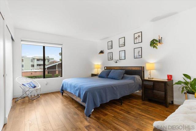 1020 E Washington Ave, Escondido CA: https://media.crmls.org/mediaz/c33493bd-7299-4402-bf09-4db1edd18926.jpg