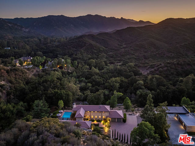 1045 Cold Canyon Road, Calabasas CA: https://media.crmls.org/mediaz/c3349801-90bb-44f8-a448-f7ae401624e7.jpg