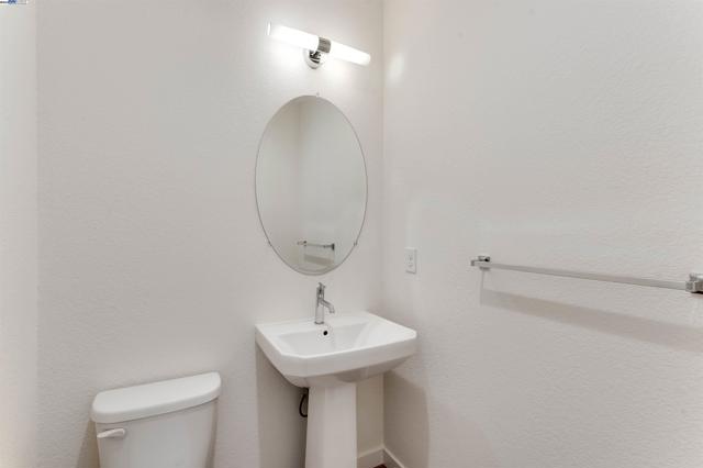 Image 12 of 38 For 2336 Endeavor Way