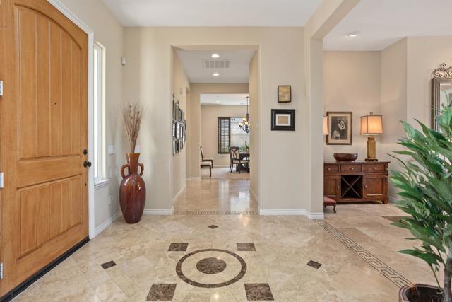 Detail Gallery Image 7 of 53 For 1742 Cuadro Vista, San Marcos,  CA 92078 - 3 Beds | 3/1 Baths