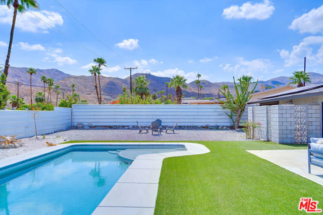 38220 Dorn Road, Cathedral City CA: https://media.crmls.org/mediaz/c334f0fe-cd69-499a-9a8a-09dc3ccecbe1.jpg