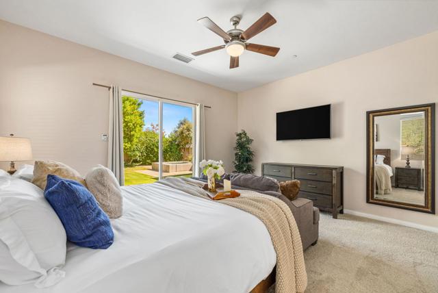 41252 Gaslight Avenue, Bermuda Dunes CA: https://media.crmls.org/mediaz/c33513ed-254f-40d1-9218-385aa25beeb7.jpg