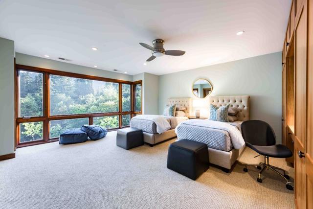 140 Farm Road, Woodside CA: https://media.crmls.org/mediaz/c335ea94-9147-42f0-9411-c8d397404fef.jpg