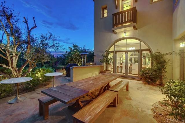 8308 Top O The Morning Way, San Diego CA: https://media.crmls.org/mediaz/c33625a9-b80e-4a13-83cd-ad11ff86c1b2.jpg