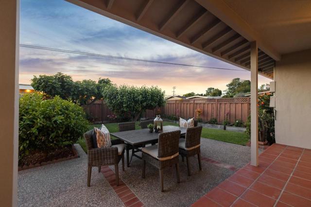 1371 Claudia Avenue, San Mateo CA: https://media.crmls.org/mediaz/c336b965-a861-4088-a3c4-898e457218e7.jpg