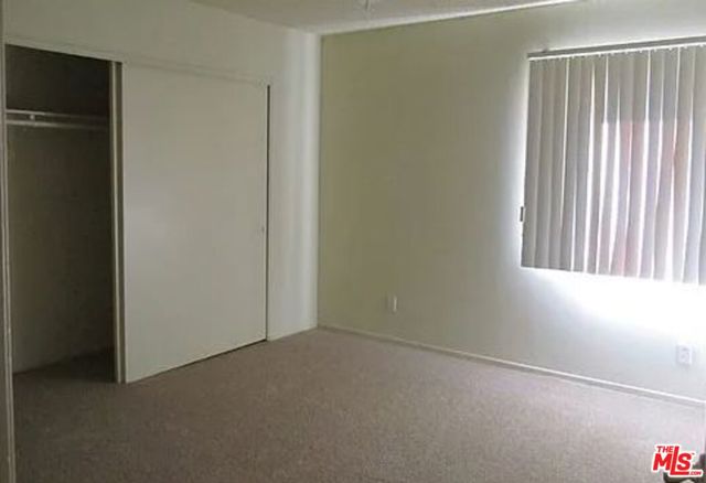 16731 Sherman Way photo 8