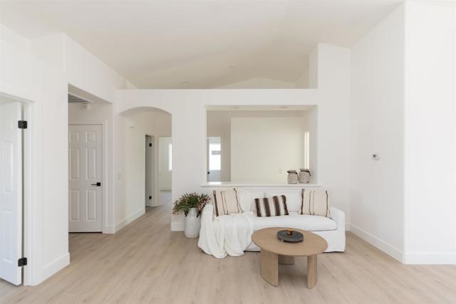 Detail Gallery Image 27 of 62 For 183 Plumosa St, Oceanside,  CA 92058 - 4 Beds | 2 Baths