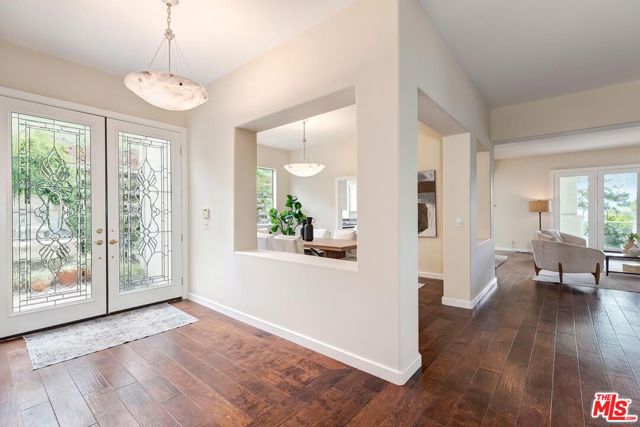 2048 Palisades Drive photo 5