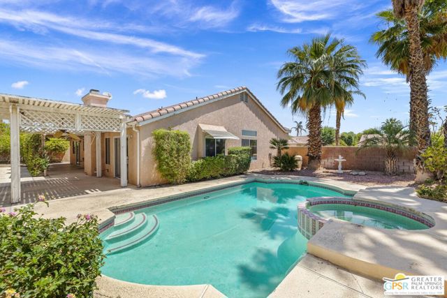 42667 Cardiff Street, Palm Desert CA: https://media.crmls.org/mediaz/c33b1022-8c5b-45b2-8007-50798131faae.jpg