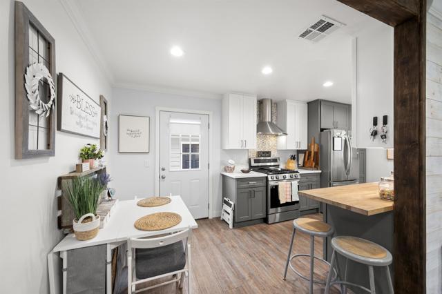Detail Gallery Image 5 of 36 For 586 Del Mar Ave, Chula Vista,  CA 91910 - 2 Beds | 2 Baths