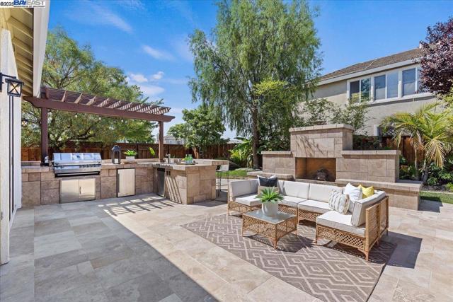 1699 Lodestone Rd, Livermore CA: https://media.crmls.org/mediaz/c33be93b-5daa-41d9-bc23-0b46a7d861ab.jpg