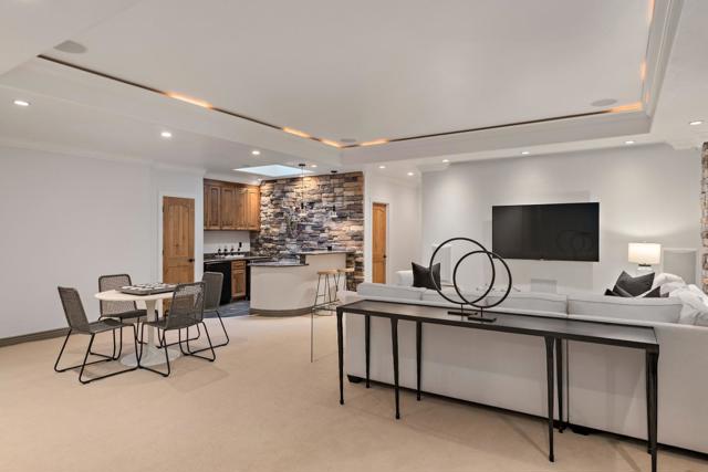 65 Fairfax Avenue, Atherton CA: https://media.crmls.org/mediaz/c33d7c54-3e19-4d35-91fe-c959c7f385a4.jpg