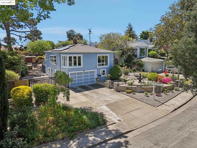 332 El Camino Real, Vallejo CA: https://media.crmls.org/mediaz/c33e486f-fd85-487d-a704-56a8fb4a5f42.jpg