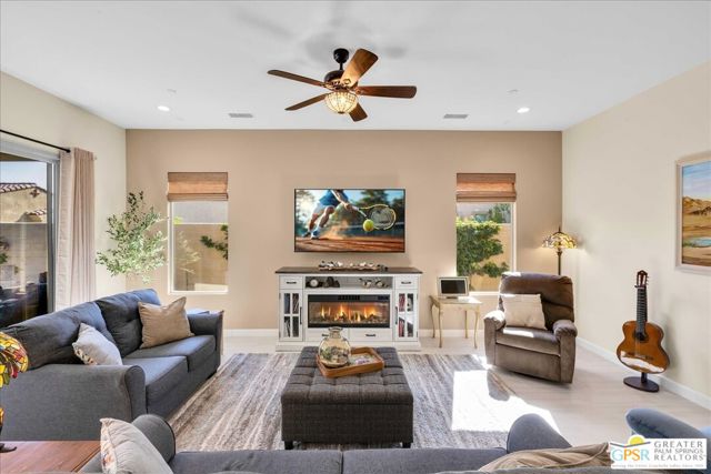 28 Chablis, Rancho Mirage CA: https://media.crmls.org/mediaz/c33fd94d-3e09-402a-89c5-2672d666a5f3.jpg