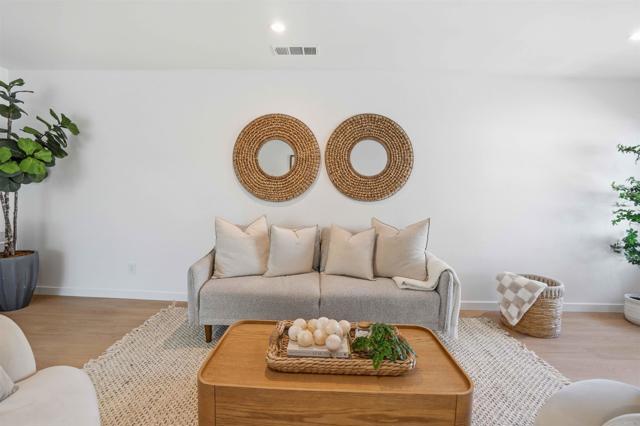 Detail Gallery Image 3 of 25 For 4535 Golden Ridge Dr, Oceanside,  CA 92056 - 2 Beds | 1 Baths