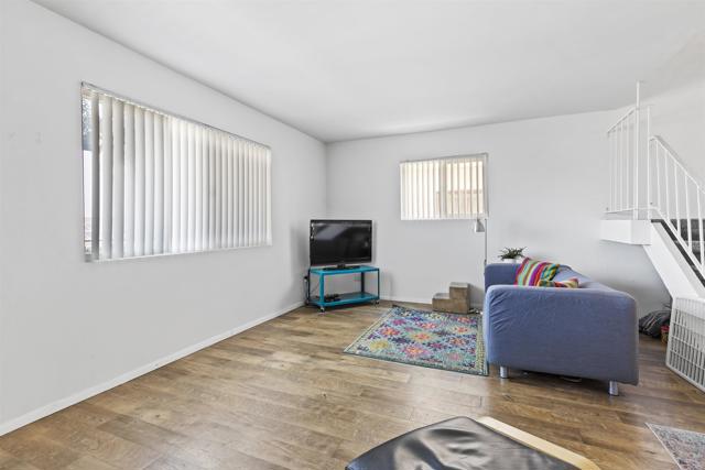 Detail Gallery Image 9 of 27 For 7883 Rancho Fanita Dr a,  Santee,  CA 92071 - 3 Beds | 1/1 Baths