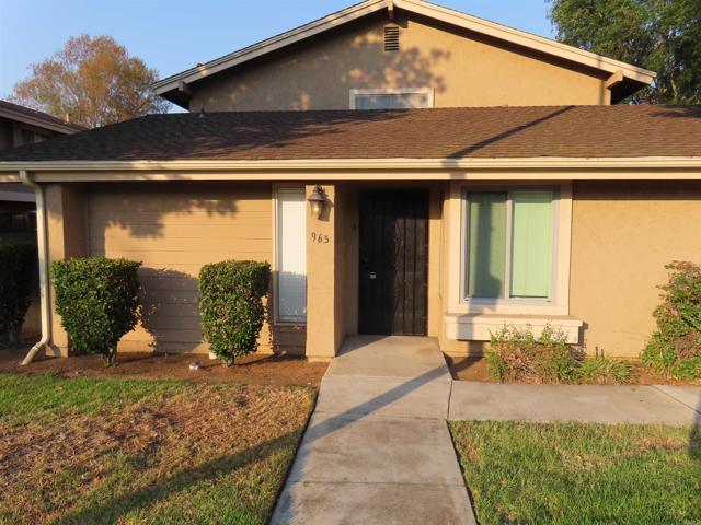 965 Jamacha Road, El Cajon CA: https://media.crmls.org/mediaz/c34436dc-f60e-4cc1-a5a3-798e2f4288f7.jpg