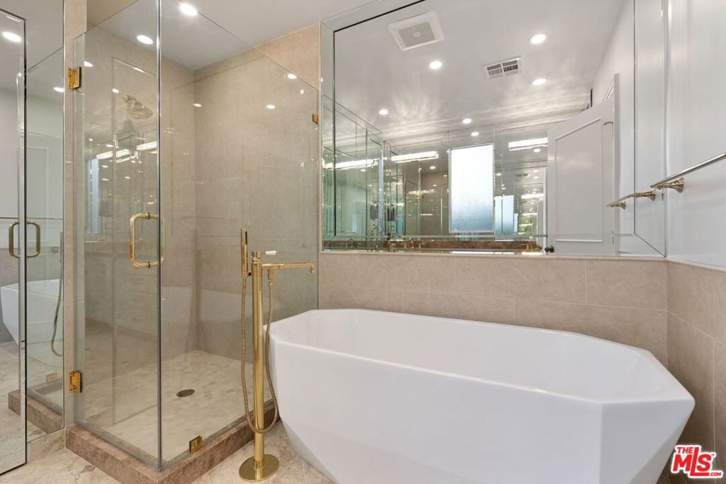 MLS #26862385 image #32