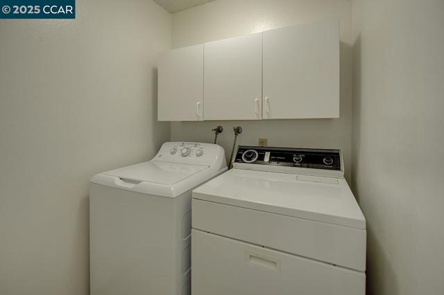 3350 Rossmoor Pkwy, Walnut Creek CA: https://media.crmls.org/mediaz/c344a211-4894-48e5-b0f2-b9f35f9eff98.jpg